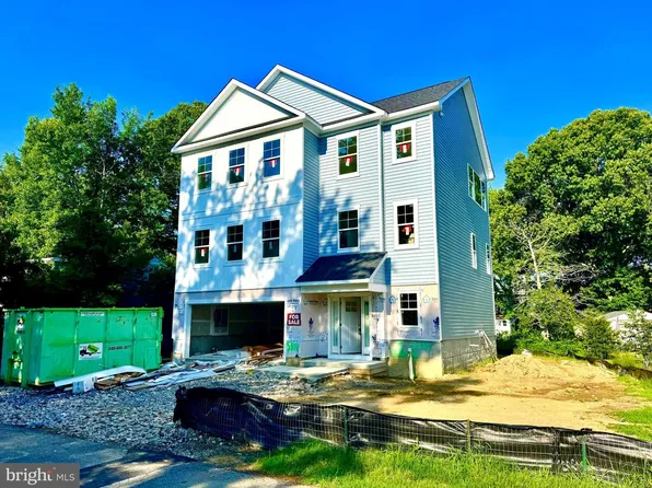 5314 Al Jones Dr, Shady Side, MD 20764