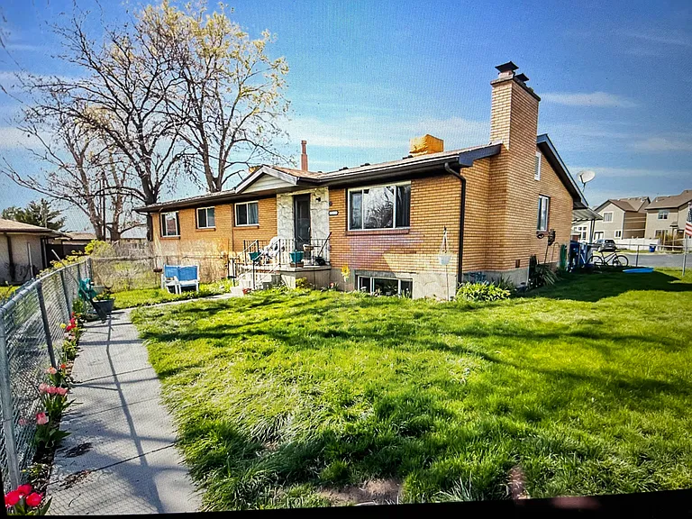 3598 S Wendell Cir #A — Photo 1