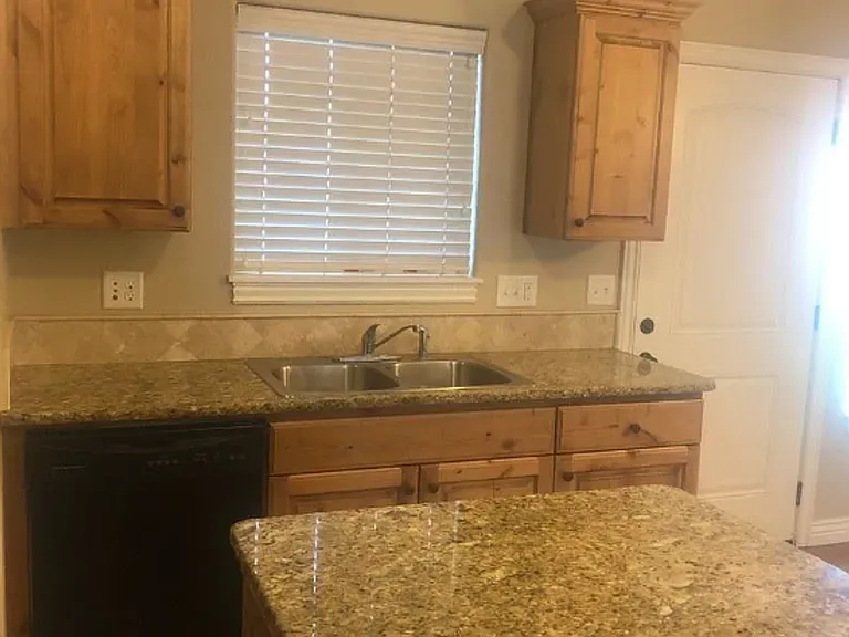 533 Countryside Ave — Photo 7