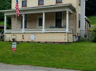 486 Ridge St, Mapleton Depot, PA 17052
