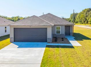 45 Oak Leaf Dr, Conway, AR 72032