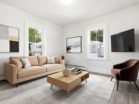 4th image of 18 Lambert Ave