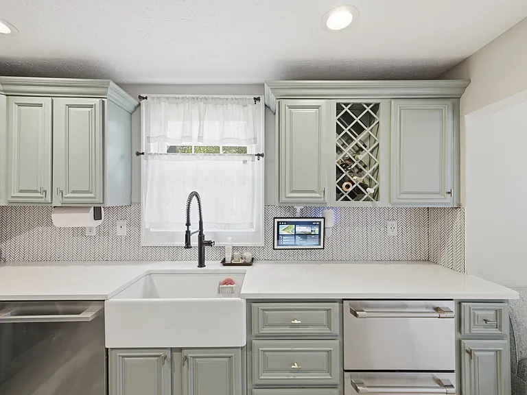305 Centennial Ave — Photo 11
