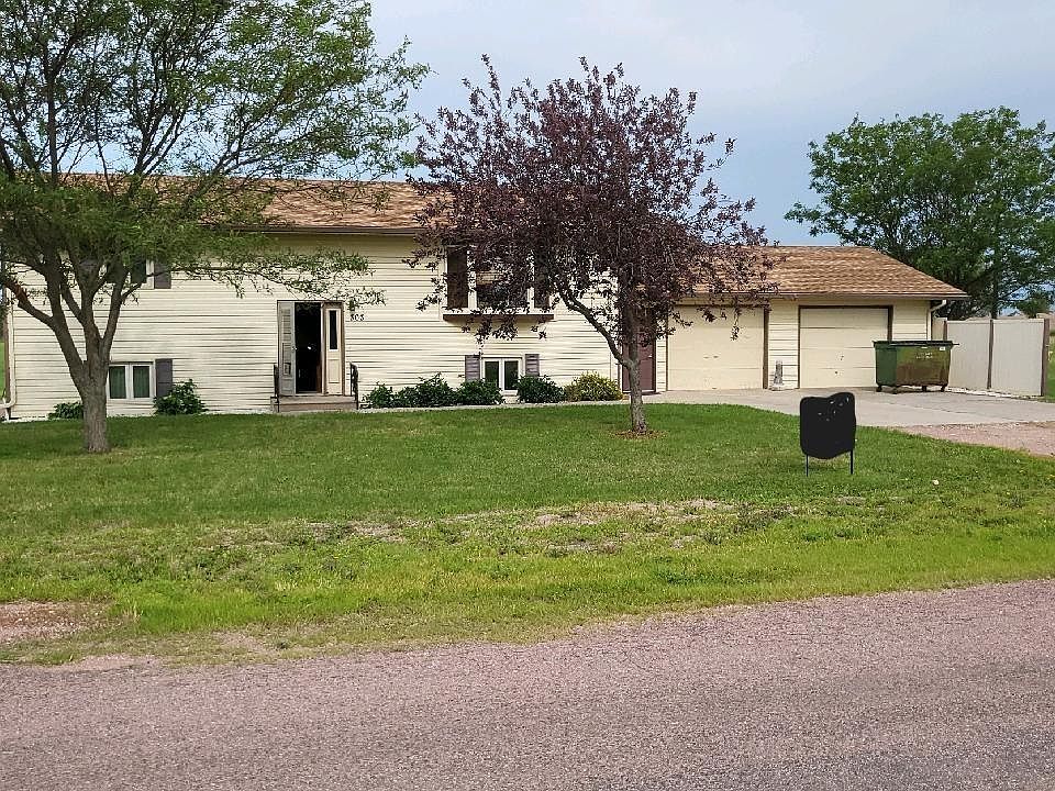 303 S Kimball St, Plankinton, SD 57368 MLS 22307407 Zillow