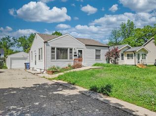 2711 Adams Ave, Des Moines, IA 50310
