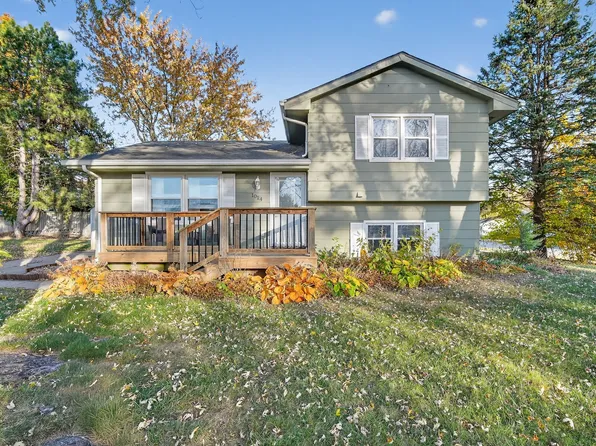 1014 Casady Dr, Norwalk, IA 50211