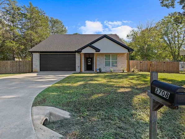 2708 Ledbetter St, Kilgore, TX 75662