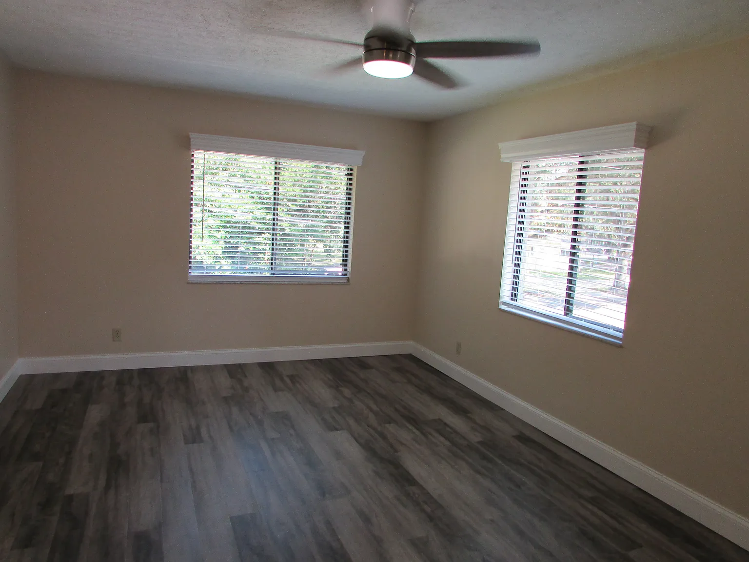 2 bed, 925 sqft, $1,850 — Photo 3