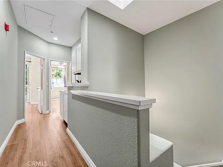 304 Birch Grv — Photo 19