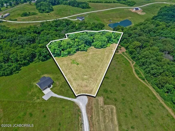 15000 Meriwether Ct, Boonville, MO 65233