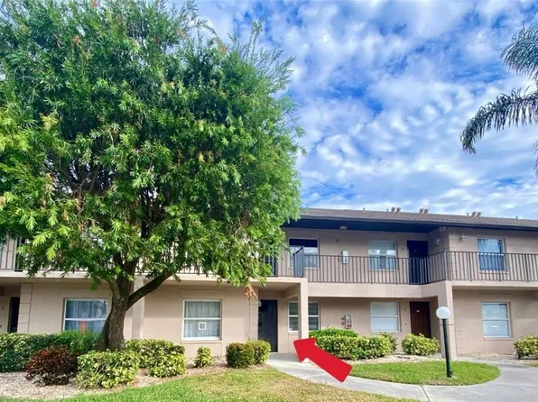 5725 Foxlake Dr APT 3, North Fort Myers, FL 33917