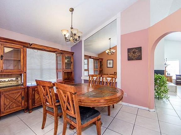 5th image of 608 White River Dr
