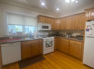 16 Faneuil Rd #14, Waltham, MA 02452