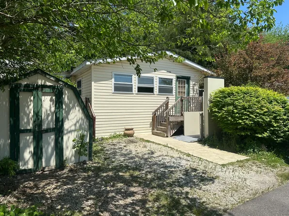 166 Catfish Cir, Wilmington, IL 60481