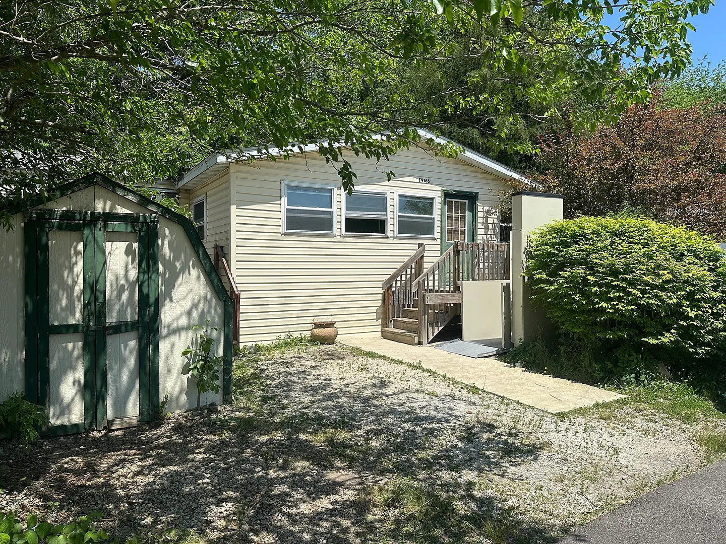 166 Catfish Cir photo 1