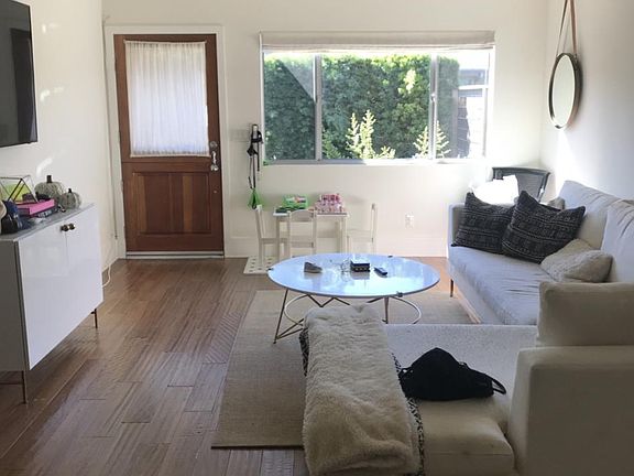 2nd image of 2381 Elden Ave
