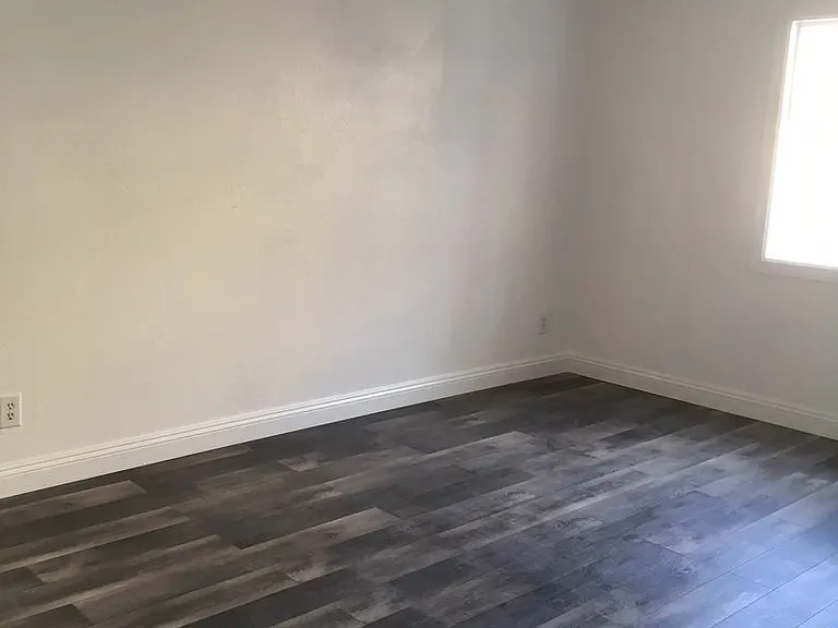 913 Shadow Mountain Pl — Photo 10
