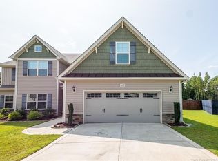 628 Thornbrooke Dr, Hope Mills, NC 28348