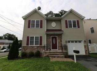 8 Lemar St, Dover, NJ 07801