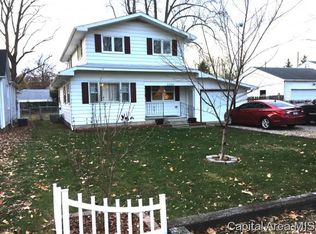 3205 S 1st St, Southern View, IL 62703