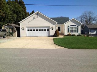 2010 Smith Ct, Rochester, IN 46975