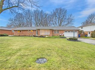 220 Troy Del Way, Buffalo, NY 14221
