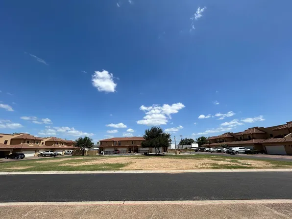 707 Saint James Dr, Laredo, TX 78041