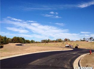 151 Club View Ln, Altoona, WI 54720
