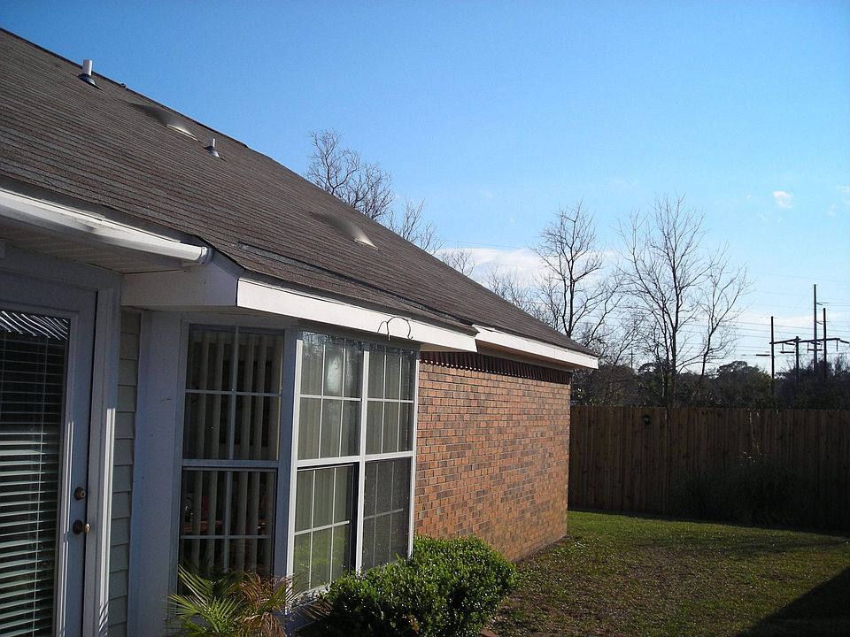 2nd image of 2009 Natalie St