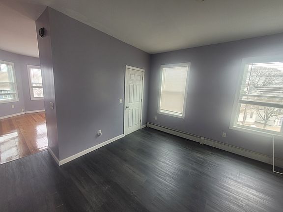 4th image of 60 Douglas Ave #3