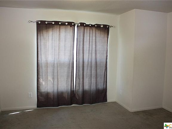 5th image of 3209 Blackburn Dr