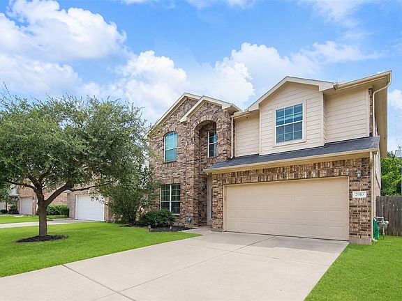 2nd image of 2910 Lakecrest Ridge Dr