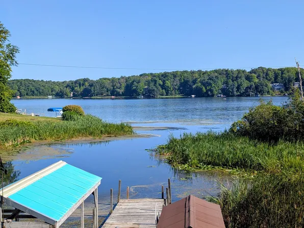 5993 N Meyers Rd, Ludington, MI 49431