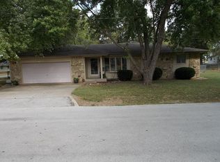 517 W Cooper St, Buffalo, MO 65622