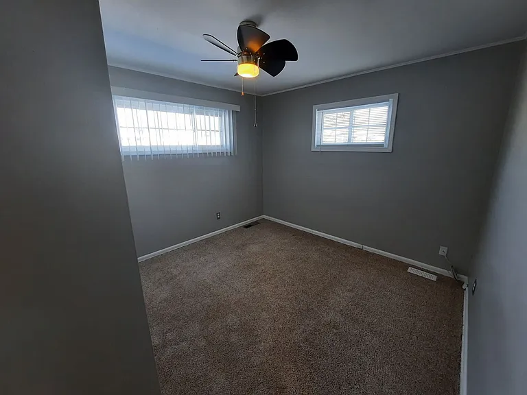 2319 Williams St — Photo 14