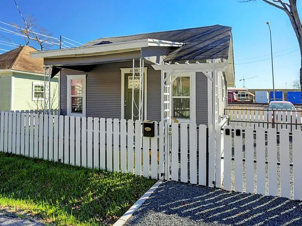 4809 Eli St, Houston, TX 77007