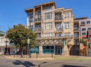 1022 Fort St #203, Victoria, BC V8V3K4