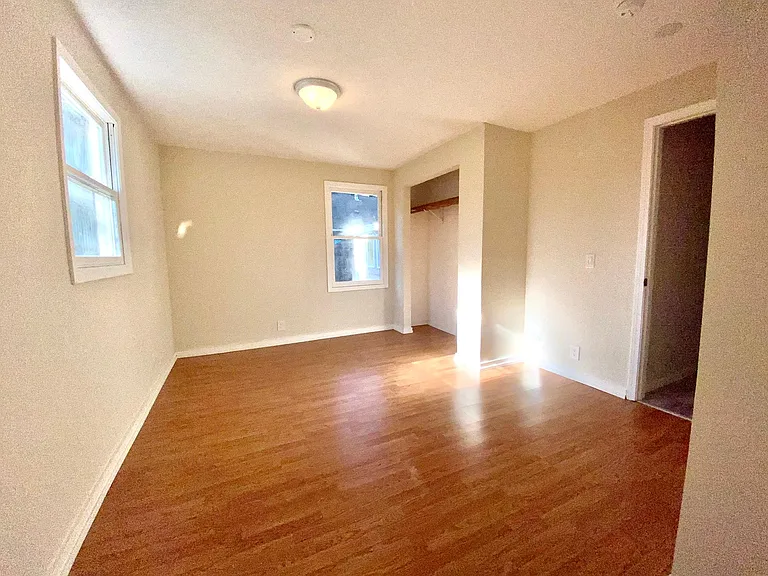 748 SE Miller St — Photo 6