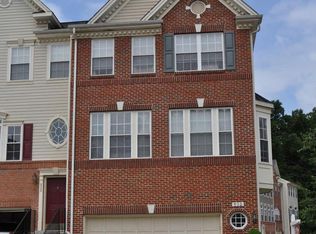 632 Howitzer Ter NE, Leesburg, VA 20176