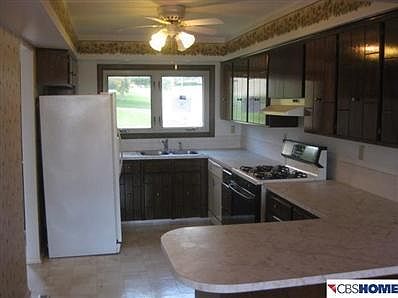 5th image of 5102 N 105th St