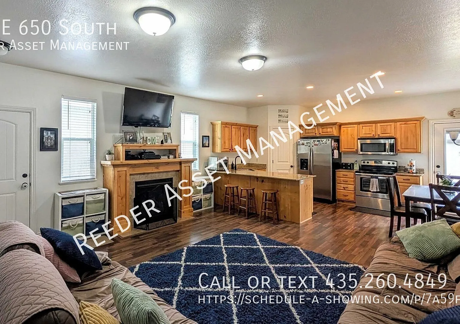 Discover this spacious 5-bedroom, 3-bath townhome in Smithfield — Photo 4
