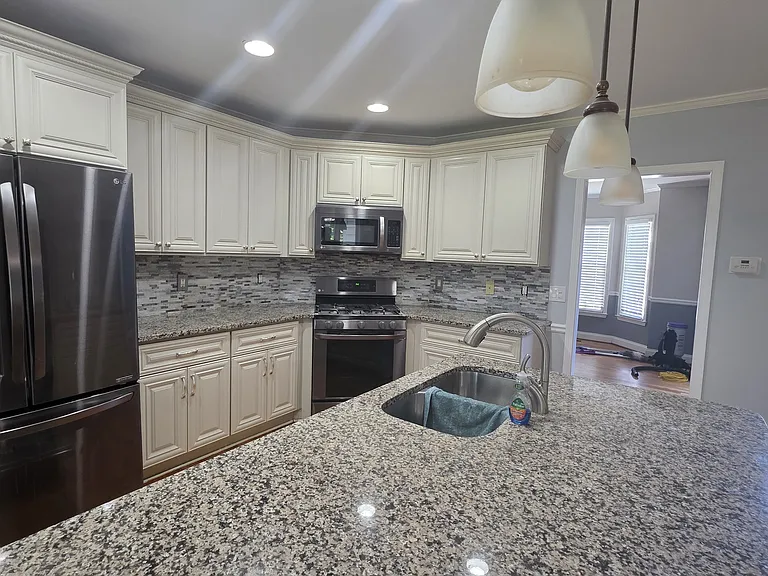 1025 River Overlook Dr — Photo 7