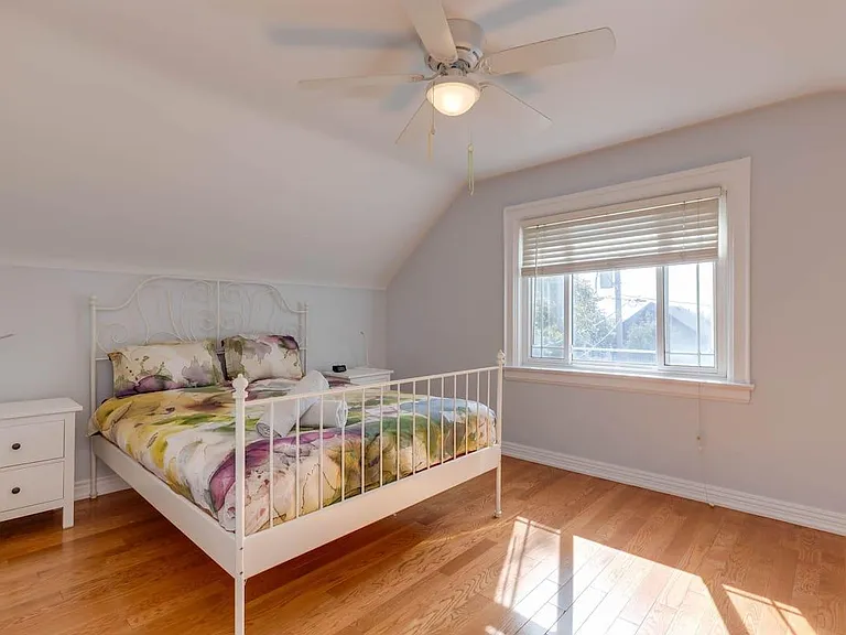 34 Ashbury Ave — Photo 6