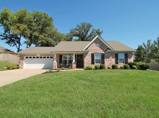 1044 Hummingbird Ln, Spring Hill, TN 37174