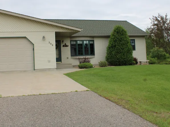 200 Jefferson St, Buhl, MN 55713