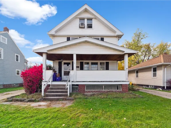 6484 Maplecrest Ave, Parma Heights, OH 44130