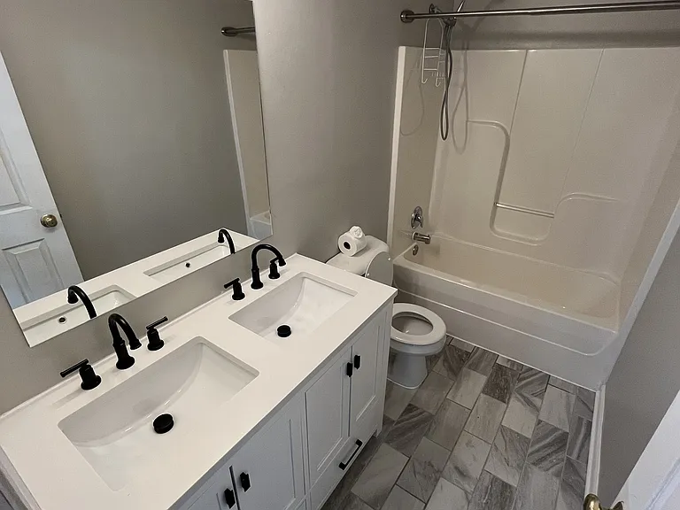 13425 Quixton Ln — Photo 16