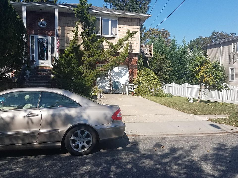 1st image of 888 Maloon Ave #1