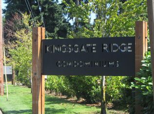 12424 NE 145th St APT C11, Kirkland, WA 98034