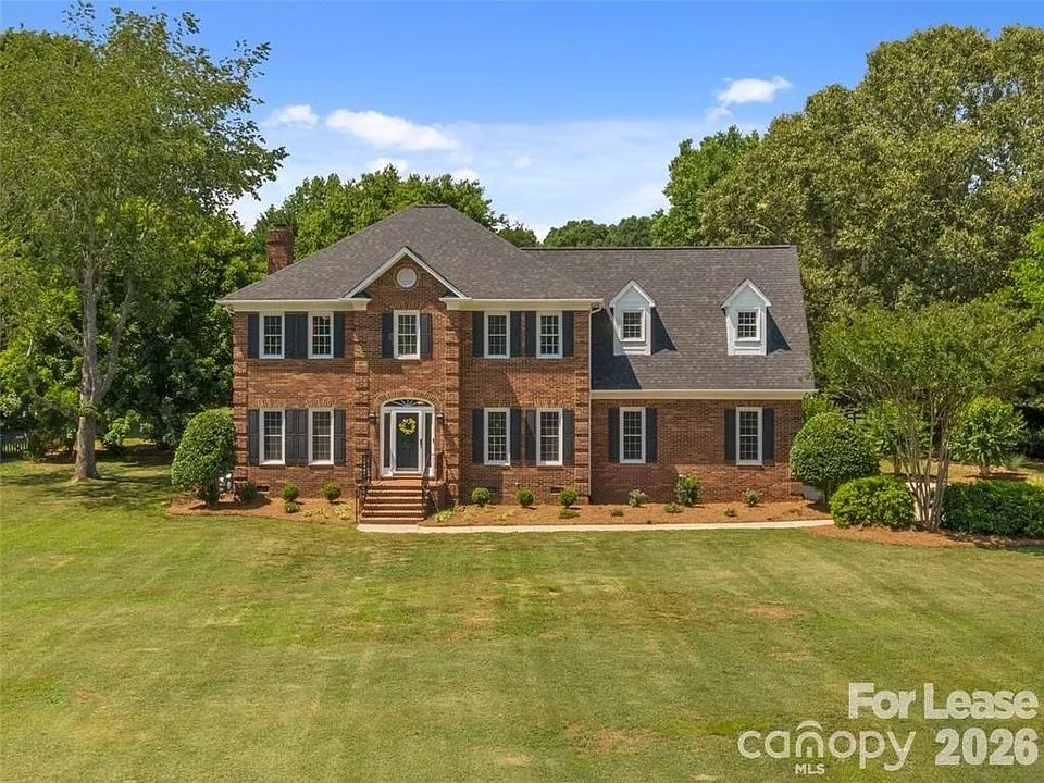 6135 Highview Rd